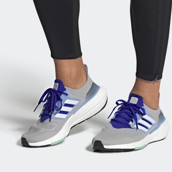 Men's Adidas Ultraboost 22 Running Shoes - Picture 1 of 14